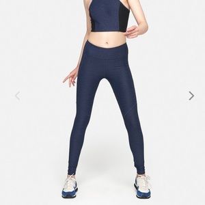 Outdoor Voices 3/4 Length Warm Up Legging